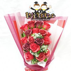 졸업식꽃다발 비누꽃  퐁퐁 학사모 졸업 꽃다발 축하 졸업 선물