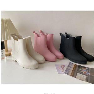 장마 비 폭유행우 네츄럴 여성 장화 부츠 레인부츠 신발