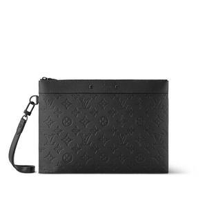 루이비통 포쉐트 투고 모노그램 블랙 클러치백 M81570