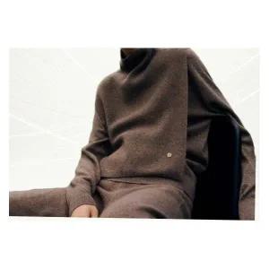 에르헴 25 FW 캐시미어 100 레이어드 베스트 1종 1417530