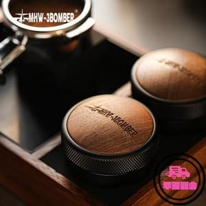 MHW-3BOMBER 51/53/58mm 커피 탬퍼 및 매트 청소 브러시가 있는 디스트리뷰터 에스프레소 홈 바리스타 액세