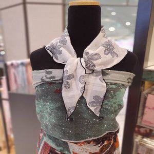 [닥스](김해점) 프리미엄 린넨 쁘띠 손수건 DPA1901