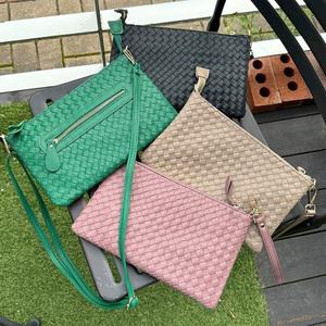 (정품) 위빙 인조가죽 클러치백 크로스백 여성 핸드백