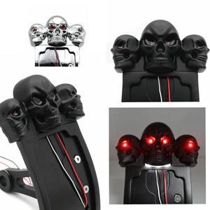 커브 사이드 마운트 번호판 브래킷 해골 LED 후미등 포함 7/8 1 차축 애프터마켓 바이크 오토바이 부품