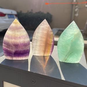 도매 3pcs 자연 다채로운 형석 자유형 타워 수동 광택 크리스탈 포인트 홈 장식 치유 돌