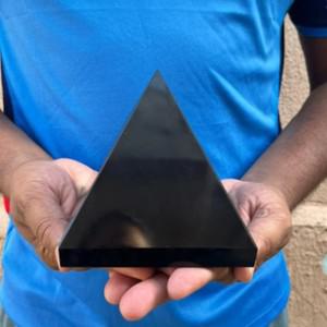 천연 미네랄 블랙 토르말린 크리스탈 포인트 치유 피라미드 삼각형