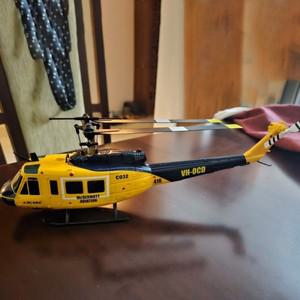 RC ERA C032 UH-1 헬리콥터 2.4G 4채널 6축 자이로 센티넬  브러시리스 비행기 원격 조종