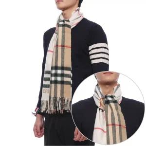 [버버리] 25FW 남성 컨트라스트 체크 캐시미어 머플러 (8059280 ARCHIVE BEIGE NATURAL M 25F)