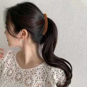 심플 일자 캐주얼 바나나핀 블랙 필수템 소형 반묶음 헤어집게핀 머리집게