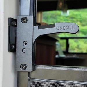 알루미늄 RV 스크린 도어 래치 핸들 교체 키트(오른쪽) 금속 캠핑카 여행 트레일러 모터홈 엔트리 부품 조수석