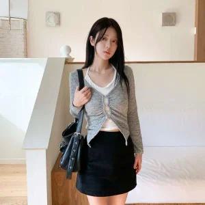 [신세계라이브쇼핑][옷자락] 여성 슬림핏 홀터넥 배색 셔츠 레이어드 니트