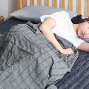차콜 이불 얇은 여름 쿨이불 150x200 냉감이불 싱글 홑겹 시원한 홑이불 냉장고