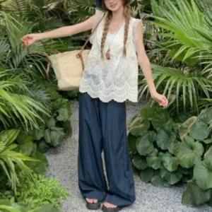 여성 귀여운 슬리브리스 레이스 V넥 블라우스