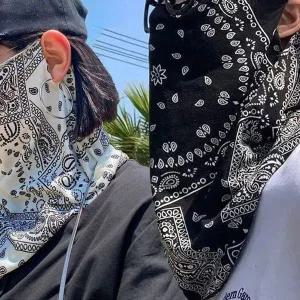 [하프클럽/]귀걸이형 등산 캐주얼 스카프