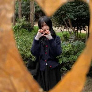 핫핑 [울함유][포인트룩] 아르샤 라운드넥 하트버튼 울 니트 긴팔가디건