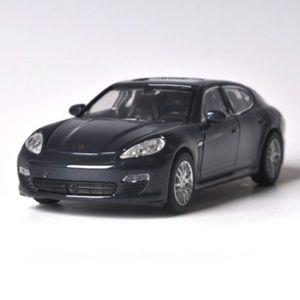 [핫트랙스]웰리1:38 포르쉐 파나메라S 4.75INCH (552W43619BL)