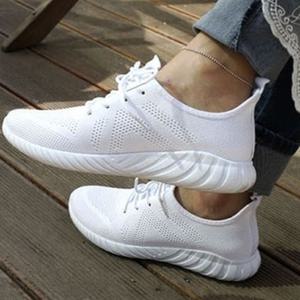 화이트 메쉬운동화 러닝화 헬스장운동화 여름 230-280