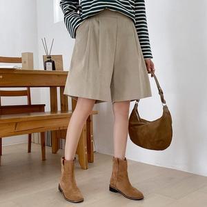 여성 베이직 투핀턱 뒷밴딩 골덴 5부 반바지