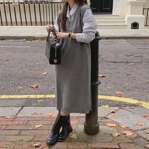 [핫핑](센텀시티점)[베이직/만능코디] 로아드 브이넥 니트조끼 레이어드 원피스 P000CNRL