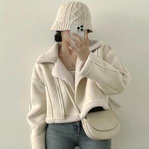 [드레스허그]와엘 양털기모 더블카라 페이크 무스탕 자켓