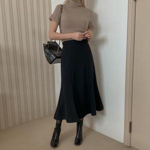 [시크릿라벨] 비스코스뒷밴딩머메이드스커트