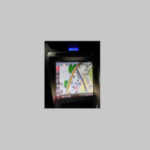 중고 내비게이션 아이나비 R100a 7인치 본체  매립형 내비