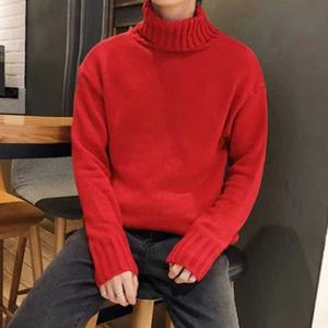 남자 크리스마스 데이트 룩 레드 목 폴라 터틀넥 니트