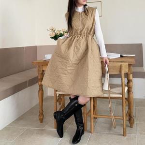 여자 다이아누빔 패딩 하프집업 후레아 원피스_3