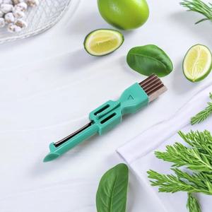 만능파칼 클로버 파채칼 감자칼 채소 다듬 컷터 커터 손질칼 주방용 다용도 (2개)