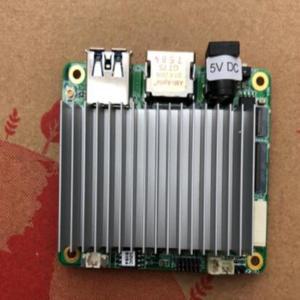 쿼드 코어 업 x5-Z8350, 1.92Ghz, 64 비트 CPU