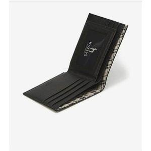 [NS홈쇼핑][헤지스ACC] HJWA5E291BK [CHESTER] 블랙 체크라인장식 소가죽 반지갑..