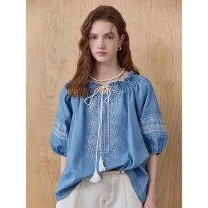[하프클럽/]에스닉 자수 퍼프소매 데님 볼륨 블라우스
