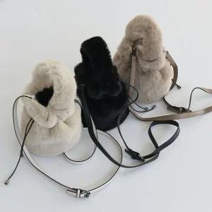 여성 겨울 퍼 복조리 미니백 토트 크로스백 털 가방 버킷백 BG0007S 코디