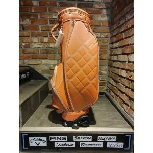 [하프클럽/]던롭정품 2023  여성 럭셔리 휠 캐디백 휠 보스턴백 코랄색상.