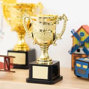 [오피스스쿨] 민화 미니 플라스틱트로피 (중/대) 골드라벨지 3종택1 유치원 어린이집 행사 시상식 졸업 상장용지 트로피제작 기념패 