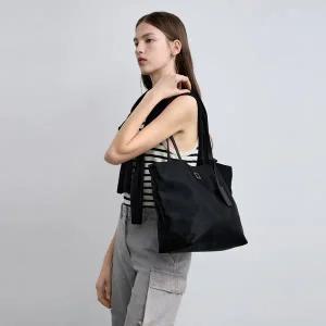 [루즈앤라운지](강남점)코모도 쇼퍼 V자카드  RA2F3ABG411KP1BK