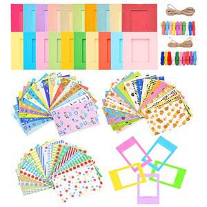 후지필름 인스탁스 미니 12 11 9 8 90 70 카메라와 호환되는 6 in 1 컬러풀 번들 키트 액세서리에는 필름 스티커, 책상 프레임, 걸이 프레임이 포함되어 있습니다