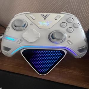 APEX5 게임패드 컨트롤러용 Flydigi 2PRO 충전 도킹 포함되지 않음)