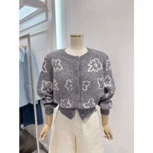 [갤러리아] [ab.f.z]울 플라워 라운드넥 가디건(ATA1HY35A)