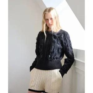 [갤러리아] [Blue Label]리본 레이스업 케이블 니트탑[ER4OKL01]