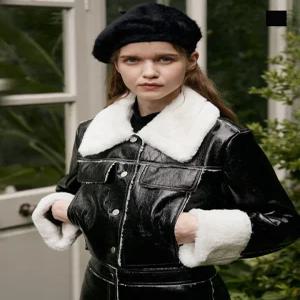 [원더플레이스][더블유스탠다드(W STANDARD)] (CU) 우먼 크롭 데끼 무스탕