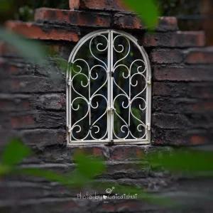 빈티지 아치형 창문 엔틱 장식 벽 인테리어 철제 소품