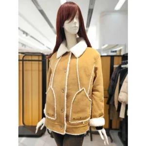 [갤러리아] [25겨울]아웃포켓 포인트 루즈핏 인조무스탕점퍼[ER4MZ065]