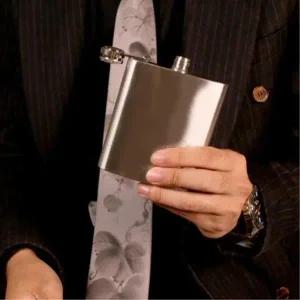 [마이모노샵] 백패킹 캠핑 휴대용 위스키 주류 스텐 술병 휴가물병