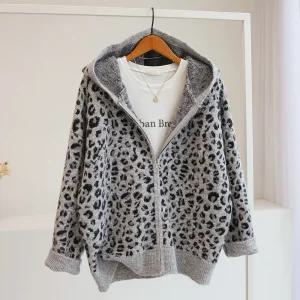 [잇수다] 애팟트 호피 레오파드 루즈핏 후드 니트 가디건