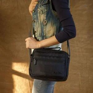 (색상 블랙,네이비)학생 학교 학원 보조 가방 포켓 수납 가벼운 크로스백