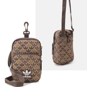 [아디다스] 모노그램 페스티벌 백 IU0012 크로스백 보조가방