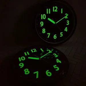 국산 야광 무소음 벽 시계 컨벡스 평면 야간 벽걸이 이사 거실 선물 학교 병원 사무실