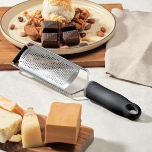 [바겐슈타이거] 스텐304 와이드 치즈 그레이터 그라인더 강판 보호캡 세척솔 포함