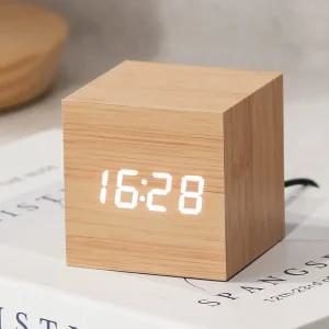 [본사직배] 플라이토 우드 정사각 LED 탁상 무소음 알람 디지털 시계 사운드 터치센서
